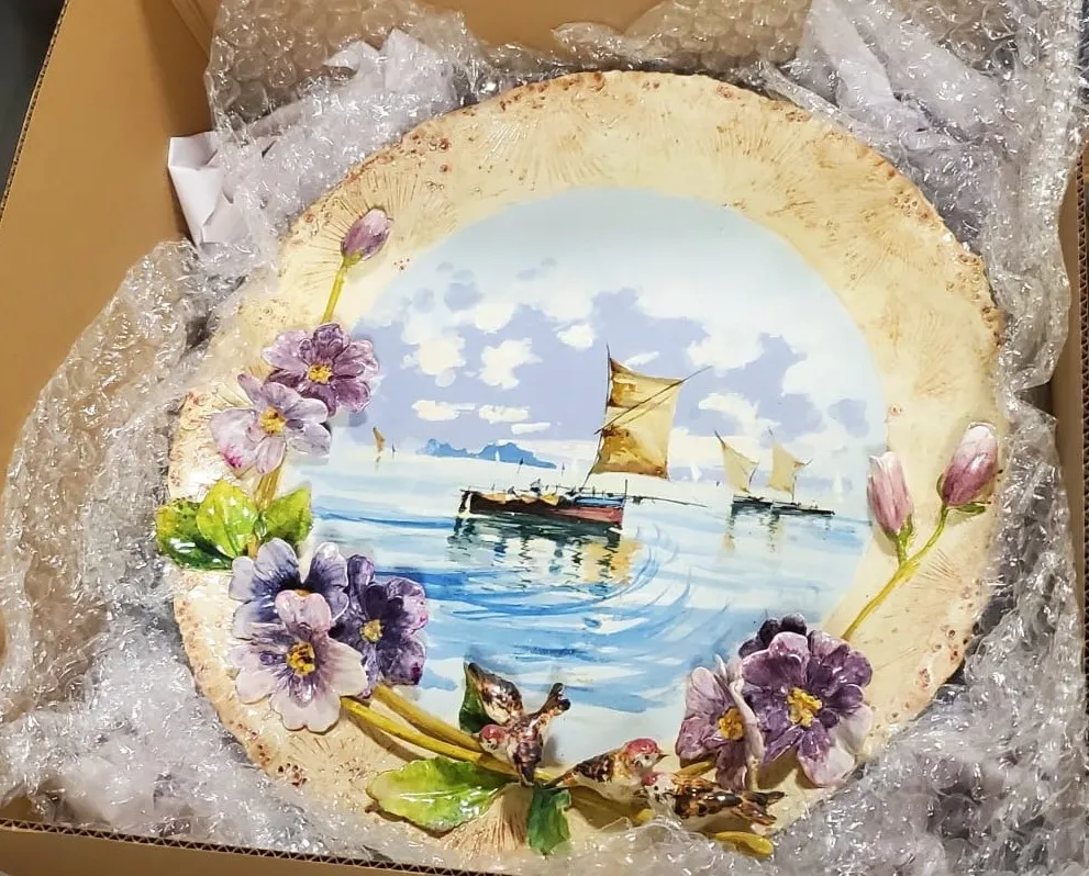 specialty moving image header